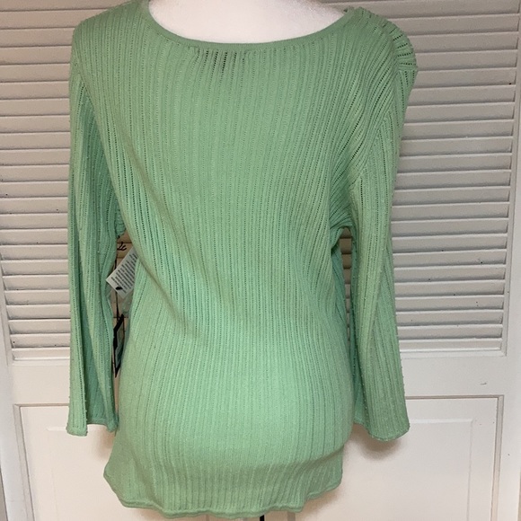 NWT Reba Shade of Green Lightweight Sweater Size Large - Picture 6 of 10